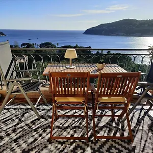 Vintage Flat On Bay - Free Car Park Apartment