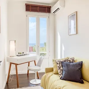 Apartment #24 Marie-claire Sea View/balcony/ac/5min Port, Villefranche-sur-Mer